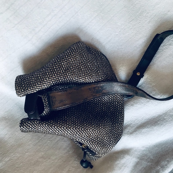 4/$100🌱 Liz Claiborne Satchel Bag Purse Brown Neutral Shoulder Bowler Canvas - Picture 3 of 4